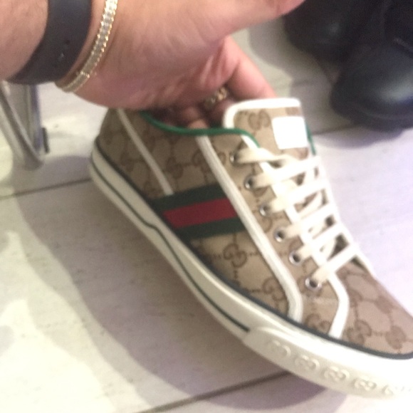 Gucci red bottom sneakers - Picture 3 of 4